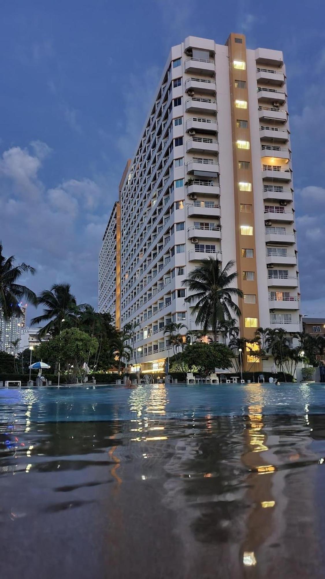 View Talay 1B Apartments Pattaya Exteriér fotografie